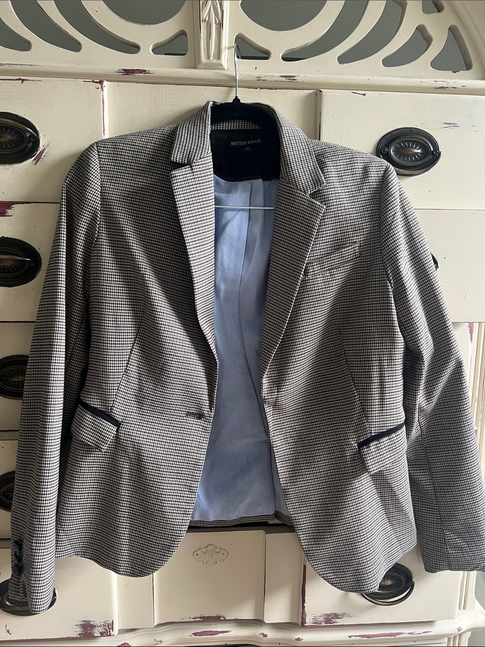 Women’s open front plaid blazer